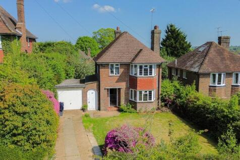 Wickham Way, Haywards Heath, RH16 3 bed detached house for sale