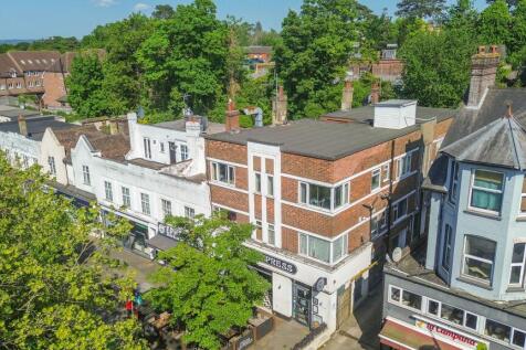 The Broadway, Broadway Court, RH16 2 bed flat for sale