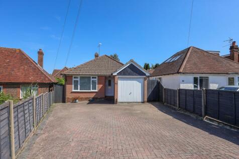 Junction Road, Burgess Hill, RH15 2 bed detached bungalow for sale