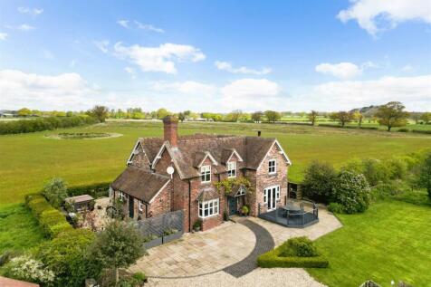 Telford TF6 4 bed detached house for sale