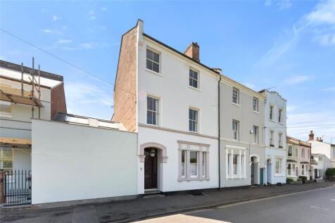 6 bedroom terraced house for sale