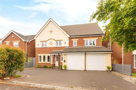 6 bedroom detached house for sale