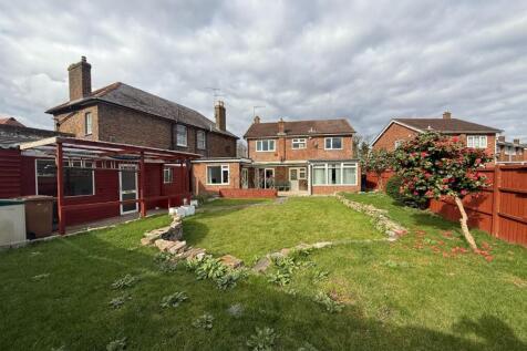 7 bedroom detached house for sale