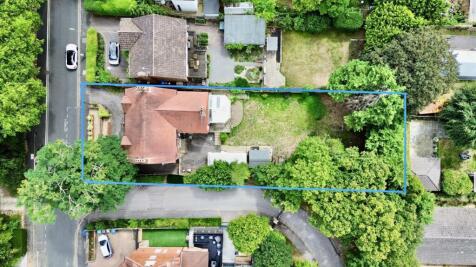 9 bedroom detached house for sale