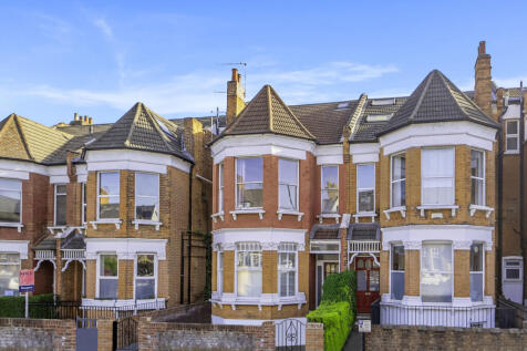 London N8 4 bed flat for sale
