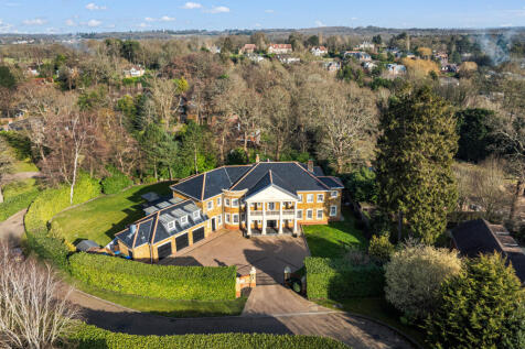 Leatherhead KT22 6 bed detached house for sale