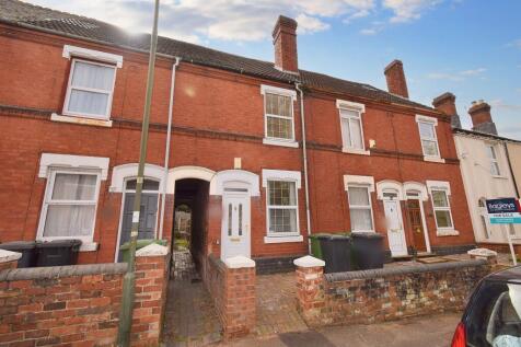 Kidderminster DY10 3 bed terraced house for sale