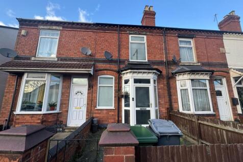 Oldbury B68 2 bed terraced house for sale