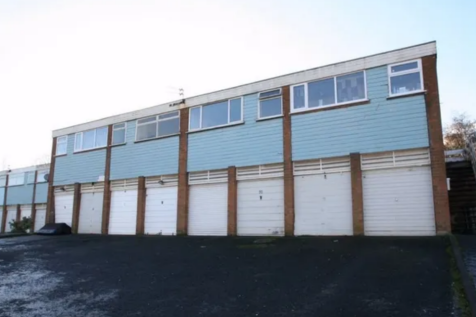 Tividale B69 1 bed flat for sale