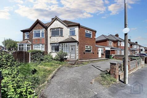 3 bedroom semi-detached house for sale
