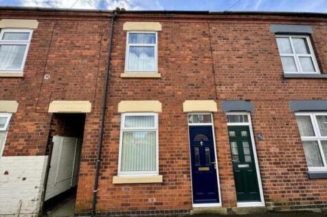 Coalville LE67 2 bed terraced house for sale