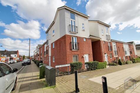 Hanley ST1 1 bed flat for sale