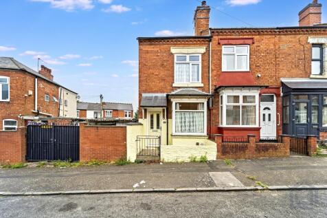 Smethwick B67 2 bed end of terrace house for sale