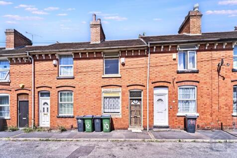 Wednesbury WS10 2 bed terraced house for sale