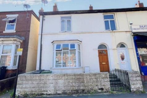 2 bedroom semi-detached house for sale