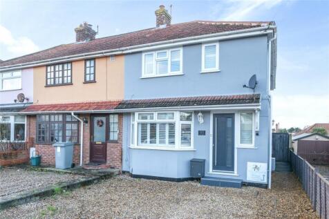 3 bedroom end of terrace house for sale
