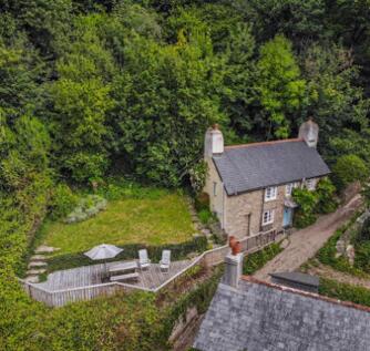 2 bedroom cottage for sale
