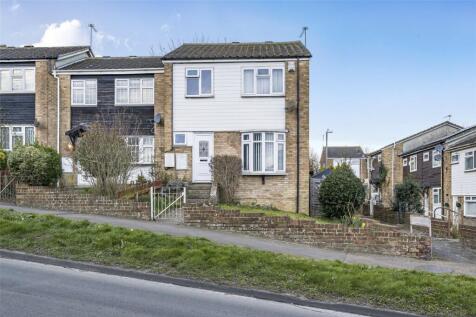4 bedroom end of terrace house for sale