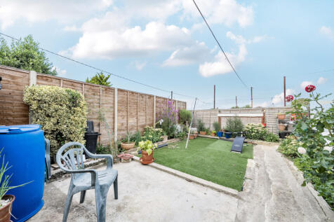 Ivydale Road, London 3 bed terraced house for sale