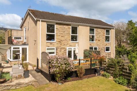 Crofts Avenue, Corbridge NE45 4 bed semi