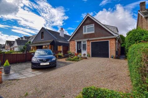 Kirby Le Soken, Frinton on Sea CO13 3 bed detached house for sale