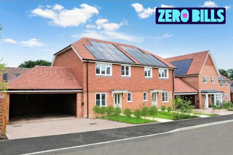 3 bedroom semi-detached house for sale