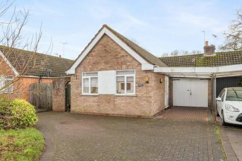 2 bedroom semi-detached bungalow for sale
