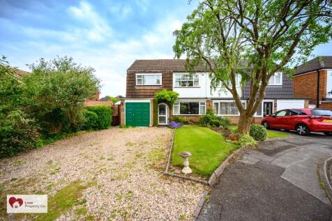 3 bedroom semi-detached house for sale