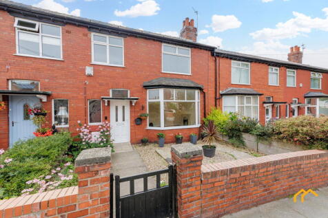 4 bedroom terraced house for sale