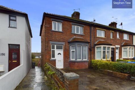 3 bedroom end of terrace house for sale
