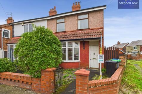 Ellesmere Road, Blackpool, FY4 3 bed semi