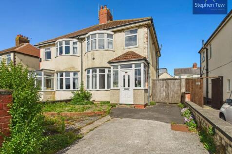 Alderley Avenue, Blackpool, FY4 3 bed semi
