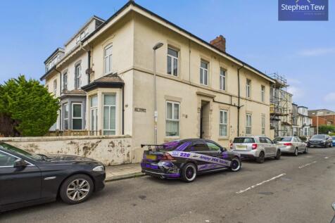Dean Street, Blackpool, FY4 5 bed end of terrace house for sale