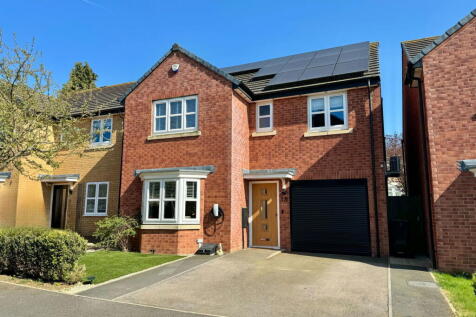 4 bedroom detached house for sale