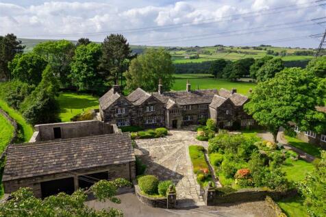Rishworth New Road, Sowerby Bridge HX6 5 bed link detached house for sale