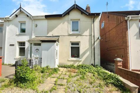 Railway Cottages, Whickham Highway... 2 bed terraced house for sale