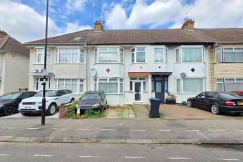 Harold Road, London NW10 3 bed terraced house for sale