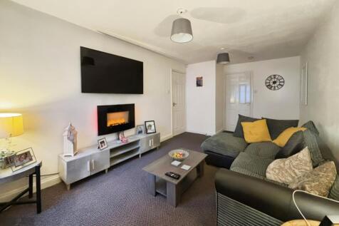 Charnwood Court, Leighton Street... 2 bed flat for sale