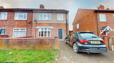4 bedroom semi-detached house for sale