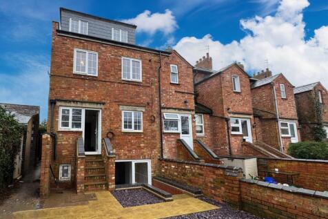 1 bedroom property for sale