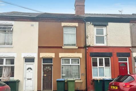 28 Ribble Road, Lower Stoke... 2 bed terraced house for sale