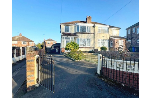 3 bedroom semi-detached house for sale