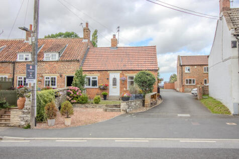 2 bedroom cottage for sale