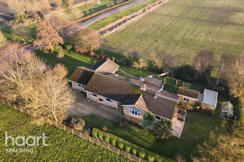 5 bedroom bungalow for sale