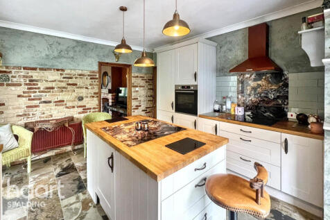 Spalding PE12 3 bed detached bungalow for sale