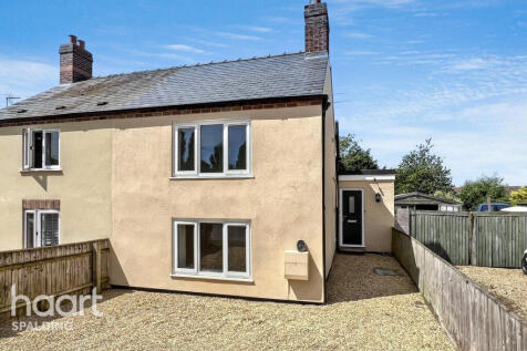 2 bedroom semi-detached house for sale