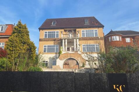 7 bedroom detached house for sale