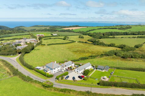 12 bedroom detached house for sale