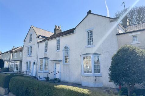 7 bedroom terraced house for sale
