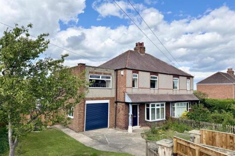 4 bedroom semi-detached house for sale